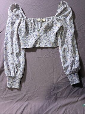 Romantic Lavender Floral Puff-Sleeve Crop Top
